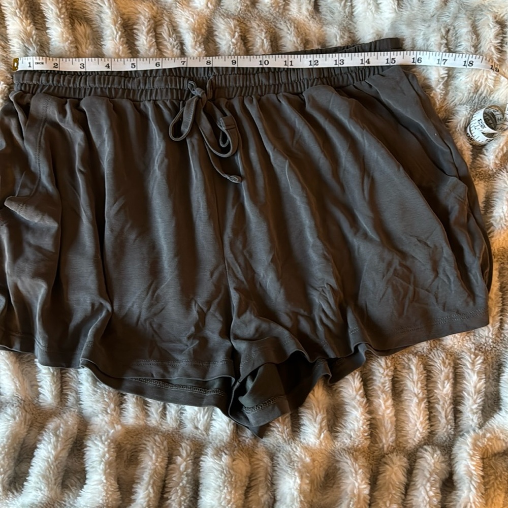 Aerie soft shorts size large